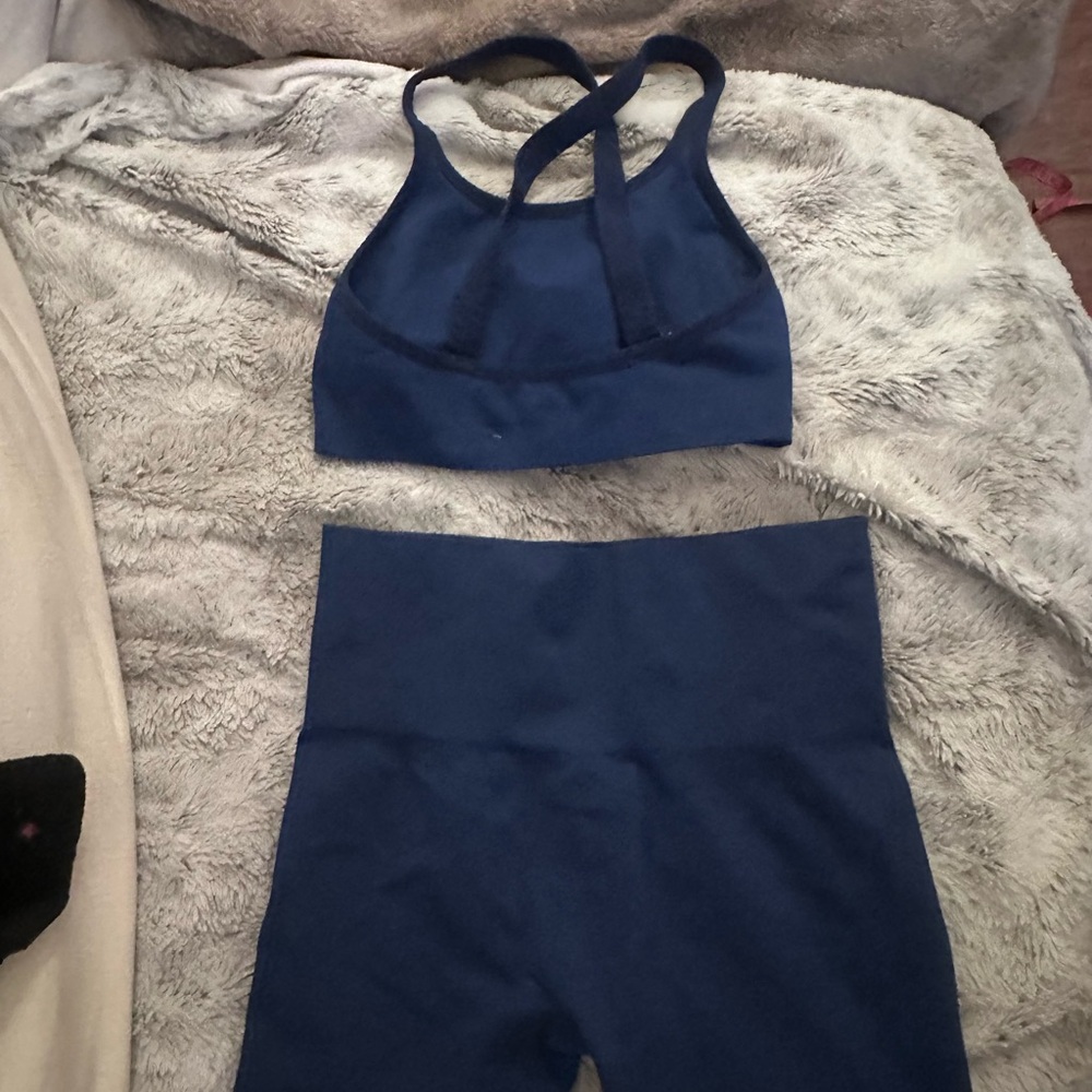 Navy blue set active biker shorts and bra workout set - Picture 3 of 3